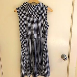 Women's houndstooth dress